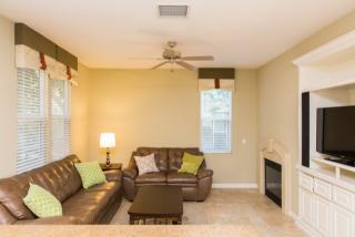 145 Tall Oak, Irvine CA  92603-4209 exterior