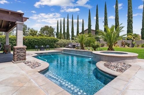 2389 Old Heritage Rd, Riverside, CA 92503-0632