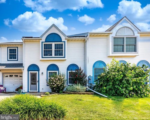 3 Shady Brooke Ln, Auburn, NJ 08085-1510