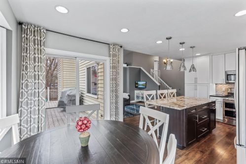 1018 Boston Hill Rd, Saint Paul, MN 55123-2544