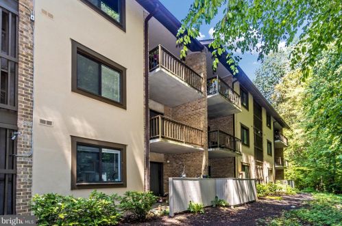 6073 Majors Ln, Columbia MD  21045-4146 exterior