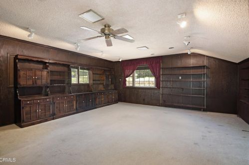 2362 Chapman Rd, Glendale CA  91214-3013 exterior