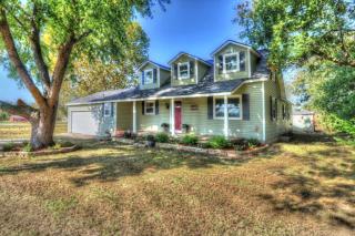 230 Sequoyah Ave, Oologah, OK 74053-3051