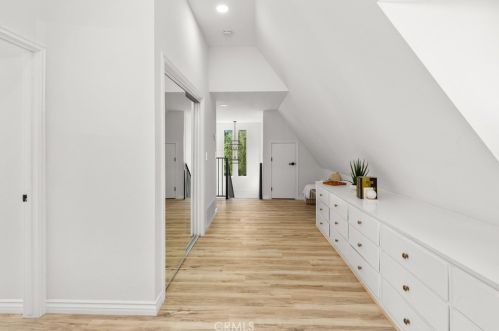 10272 Shadyridge Dr, Santa Ana CA  92705-1567 exterior