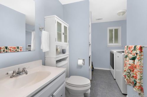 17225 Brown Cir, Aurora CO  80013-2104 exterior