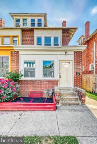 2334 Green St, Harrisburg, PA 17110-1034