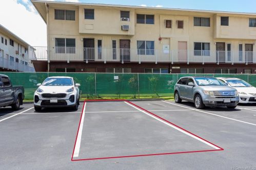 3215 Ala Ilima St, Honolulu HI  96818-2946 exterior