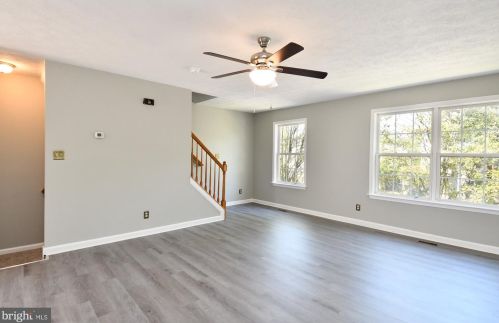 1506 Meadow Dr, Fredericksburg, VA 22405-8707