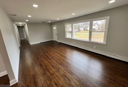 26 Ashwood Ave, Dover NJ  07869-1303 exterior