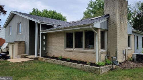 1859 Ebony Dr, York, PA 17402-4706