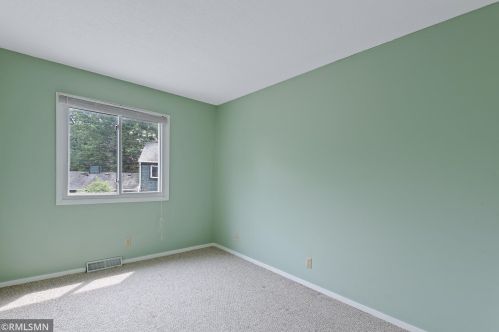 4828 Grenwich Way, Saint Paul MN  55128-2039 exterior