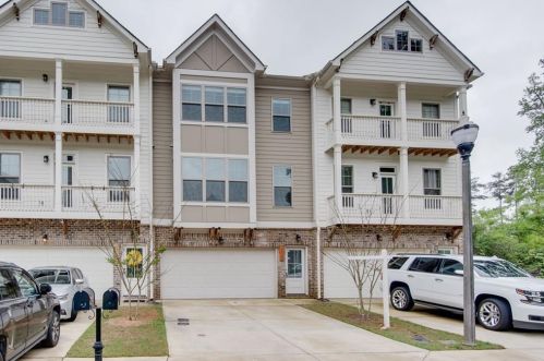 2422 Misty Hollow Pl, Atlanta, GA 30337
