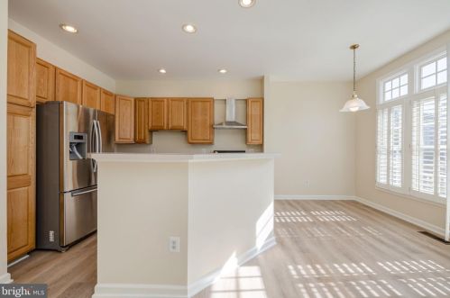 6235 Levi Ct, Springfield VA  22150-1190 exterior