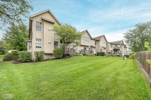 143 Mclaren Dr, Sycamore IL  60178-2256 exterior