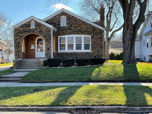 101 Highland St, Calumet City, IL 60409-5313