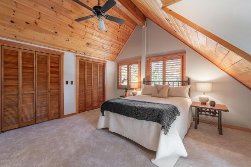 11682 Chalet Rd, Truckee CA  96161-6717 exterior