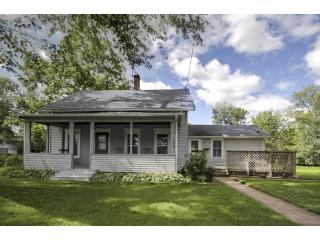 1020 Maple St, Hastings, MN 55033-2339