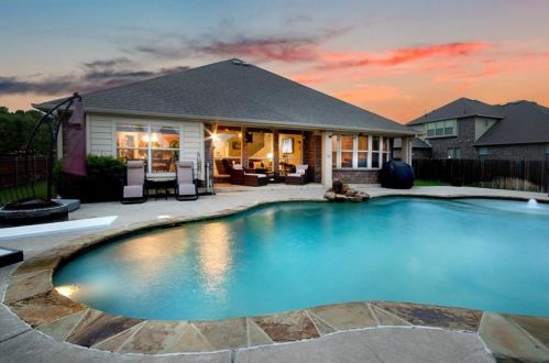 1007 Tremont St, Midlothian, TX 76063-6073