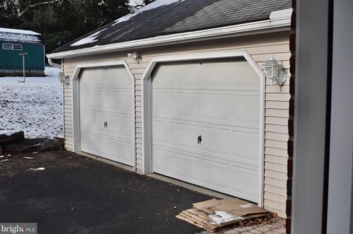 156 School House Rd, Lancaster, PA 17603-6314