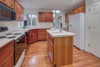 1953 Stoneview Pl, Boise ID  83702-3052 exterior