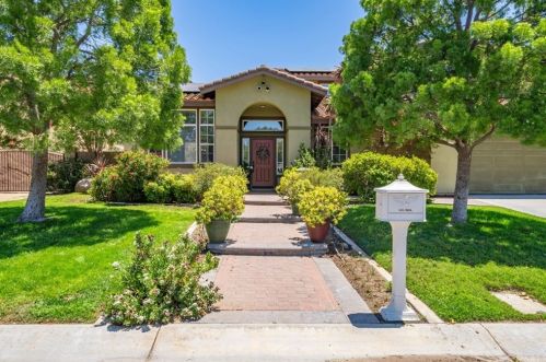 1191 El Paso Dr, Norco, CA 92860-3852