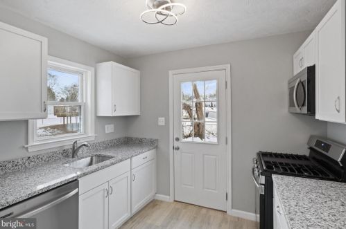 14792 Arkansas St, Woodbridge VA  22191-3541 exterior