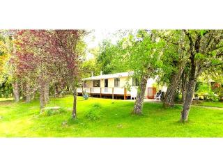 561 Vintage Dr, Elkton, OR 97436-9744