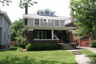 1015 Institute Pl, Peoria, IL 61606-1018