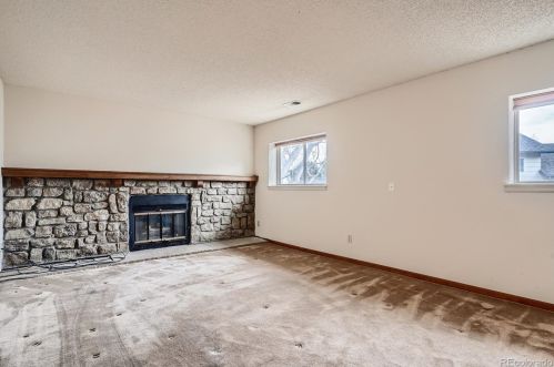 21308 Aberdeen Dr, Aurora CO 80015-3526 exterior