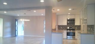 3801 Vineland Dr, Austin TX  78722-1208 exterior