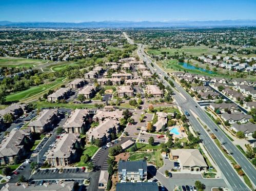 6749 Tempe Ct, Aurora CO  80016-2778 exterior