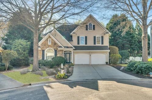 3064 Old Cabin Ln, Smyrna, GA 30080-3836