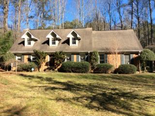 11300 Houze Rd, Roswell, GA 30076-1240