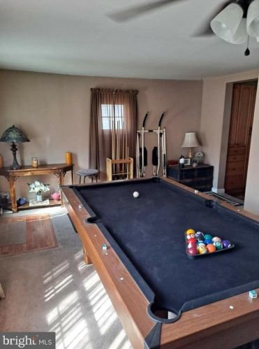 100 Chestnut Ave, Camden NJ  08107-2207 exterior