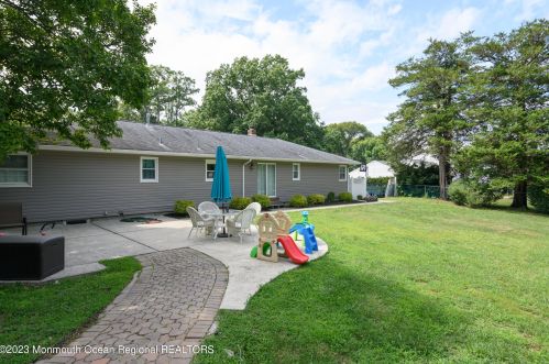 48 Hosford Ave, Leonardo NJ  07737-1738 exterior