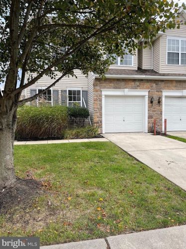 2 Ardmore Ct, Blenheim, NJ 08012-4441