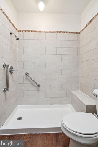 5836 Larchwood Ave, Philadelphia PA 19143-1210 exterior