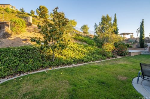 16849 Ridge Cliff Dr, Riverside CA  92503-0251 exterior