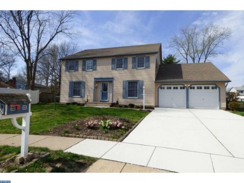 17 Roberts Pl, Somerdale, NJ 08083-2430