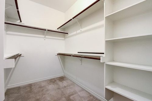 4272 Comanche Dr, Carrollton TX 75010-3300 exterior