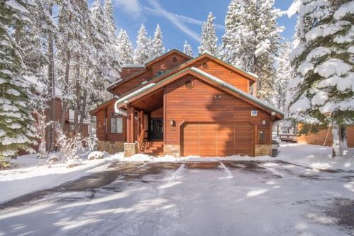 12824 Ski View Loop, Truckee CA  96161-6725 exterior