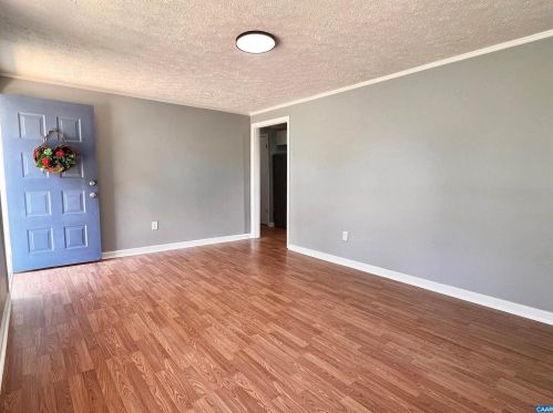 209 Barnsdale Rd, Charlottesville, VA 22911-8328