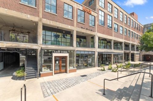 1100 Howell Mill Rd, Atlanta GA  30318-8641 exterior