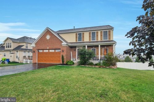 429 El Vista Dr, Hanover, PA 17331-8469