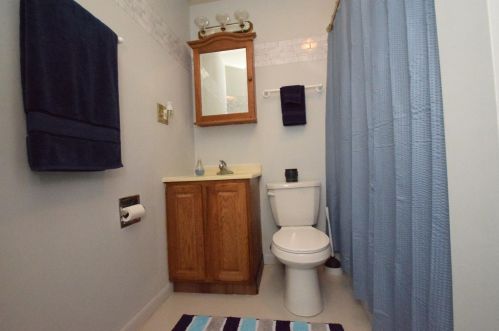 2825 Drexel Dr, Hobart IN 46342-3533 exterior