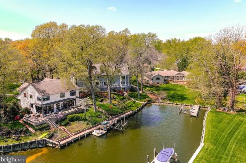 611 Cpe Mckinsey Dr, Severna Park MD 21146-4058 exterior