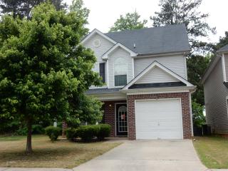 11253 Aliyah Dr, Hampton, GA 30228-4034
