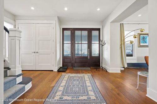 502 6th Ave, Tinton Falls NJ  07712-5408 exterior