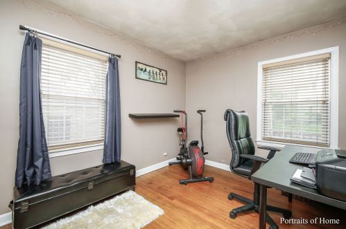 350 55th St, Willowbrook IL  60514-3015 exterior