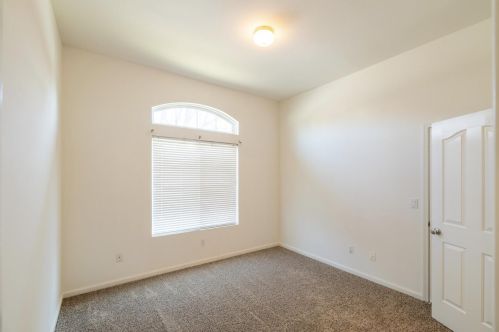 2309 Carol Ann Dr, Tracy, CA 95377-6615